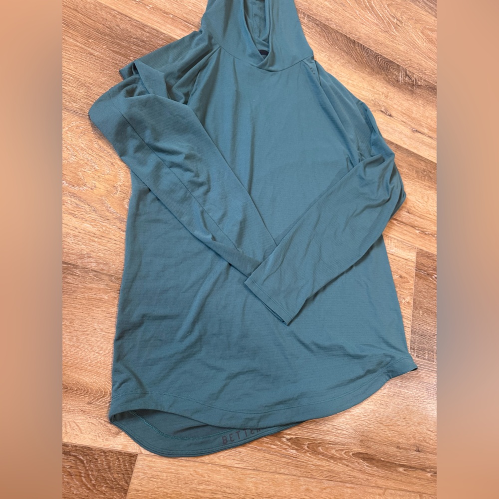 Men’s Lululemon Hooded Long Sleeve L